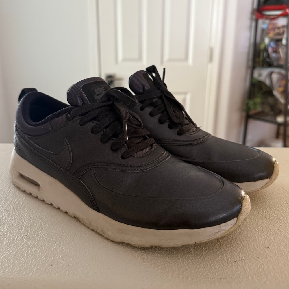 Nike airmax dark blue metallic 7.5